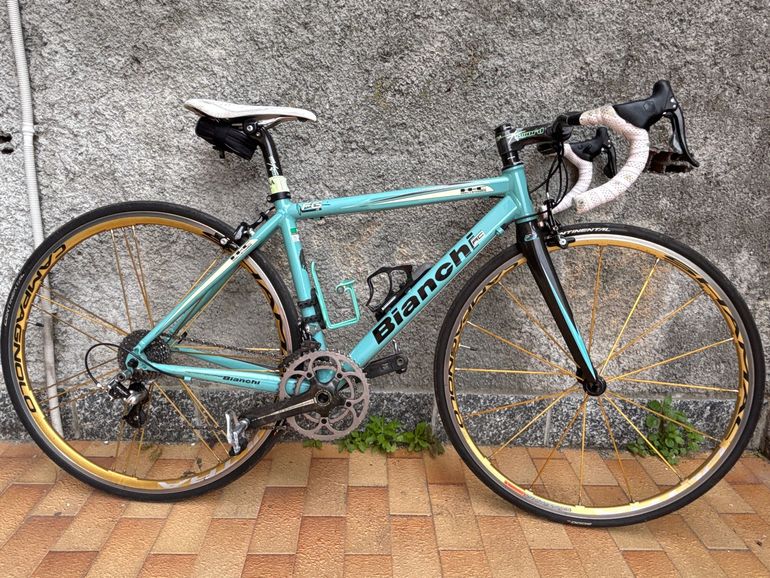 Used Bianchi Bianchi Custom Campagnolo Record 2006 Road & Gravel — image 1 of 6