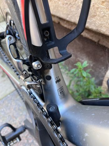 Used BMC Roadmachine Shimano Ultegra 2018 Road & Gravel, Light Gray — image 8 of 11