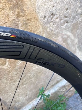 Used BMC Roadmachine Shimano Ultegra 2018 Road & Gravel, Light Gray — image 10 of 11