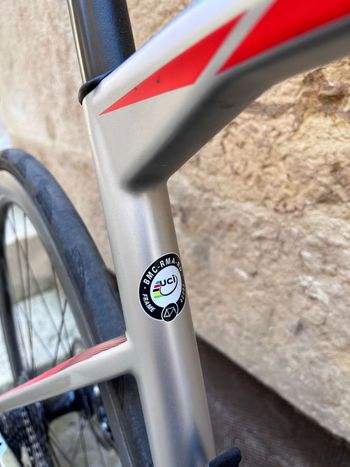 Used BMC Roadmachine Shimano Ultegra 2018 Road & Gravel, Light Gray — image 7 of 11