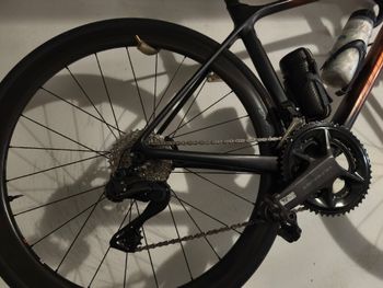 Used Giant TCR Advanced Pro Disc 0 Ultegra Di2 2022 2022 Road & Gravel — image 4 of 4