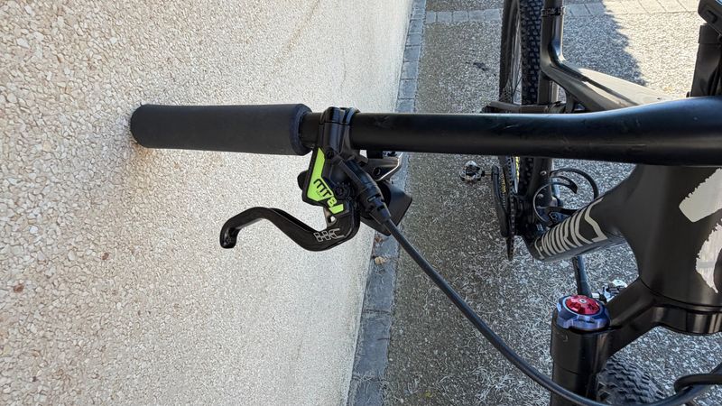 Used Specialized Epic SRAM X01 Eagle AXS 2021 Mountainbike, Black — image 6 of 7