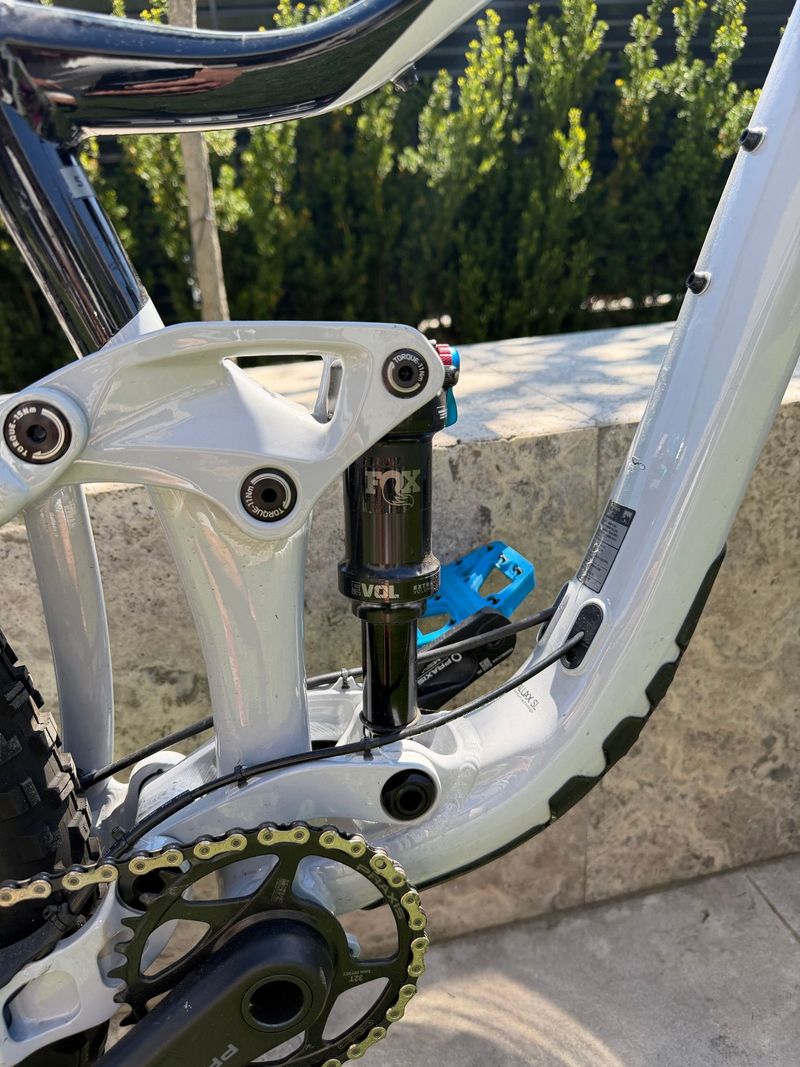Tweedehands Giant Trance X 3 2022 2022 Mountainbike — afbeelding 4 van 4