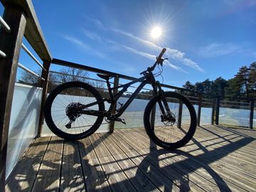 Brugt Specialized Stumpjumper Comp Alloy 2023 2023 Mountainbike — billede 2 af 4