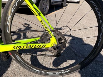 Used Specialized Tarmac Expert Disc 2017 2017 Road & Gravel — image 2 of 10