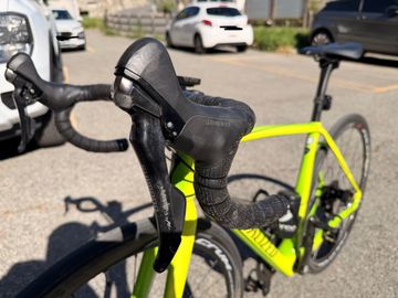 Specialized Tarmac Expert Disc 2017 2017 Road & Gravel usato, Verde — immagine 10 di 10