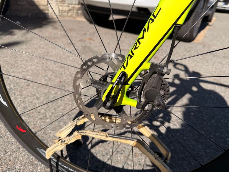Used Specialized Tarmac Expert Disc 2017 2017 Road & Gravel — image 3 of 10