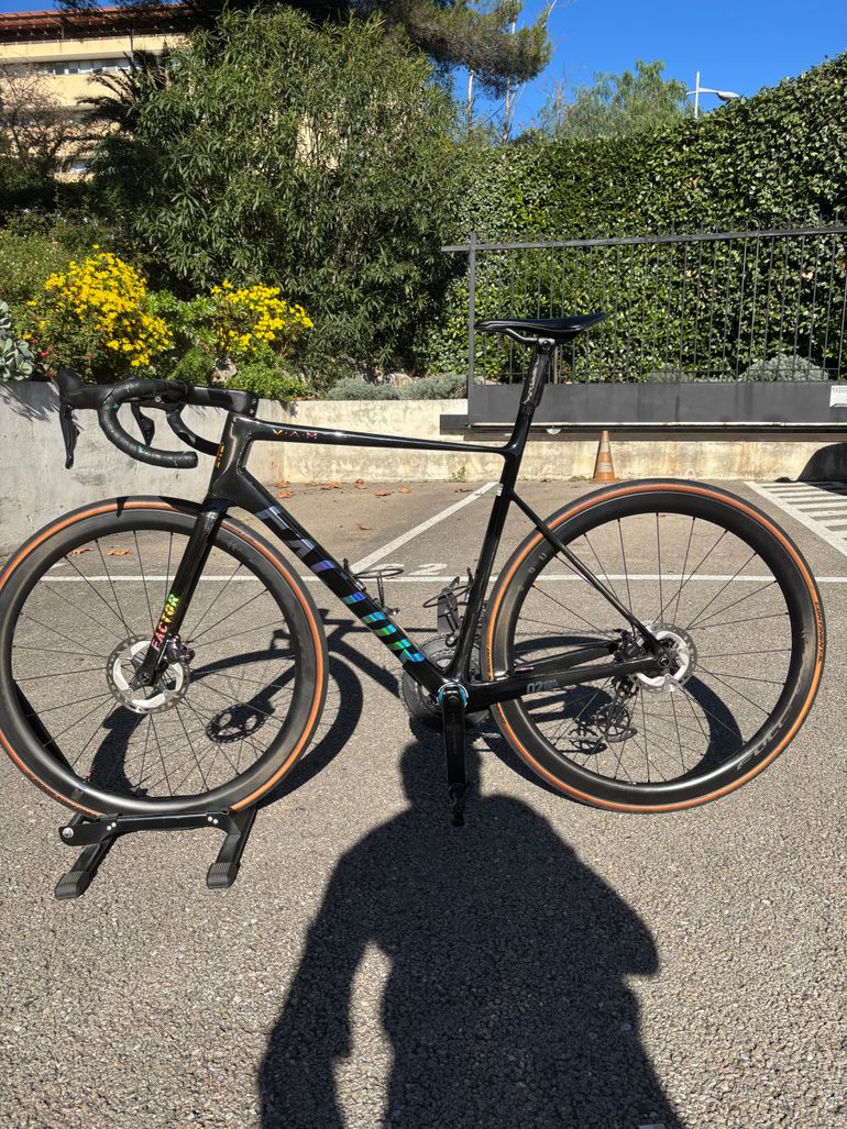 Used Factor O2 - Shimano Ultegra 2026 2026 Road & Gravel, Negro — image 2 of 8