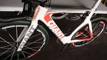 Used Giant Trinity Shimano Ultegra 2014 Road & Gravel, White — image 41 of 97