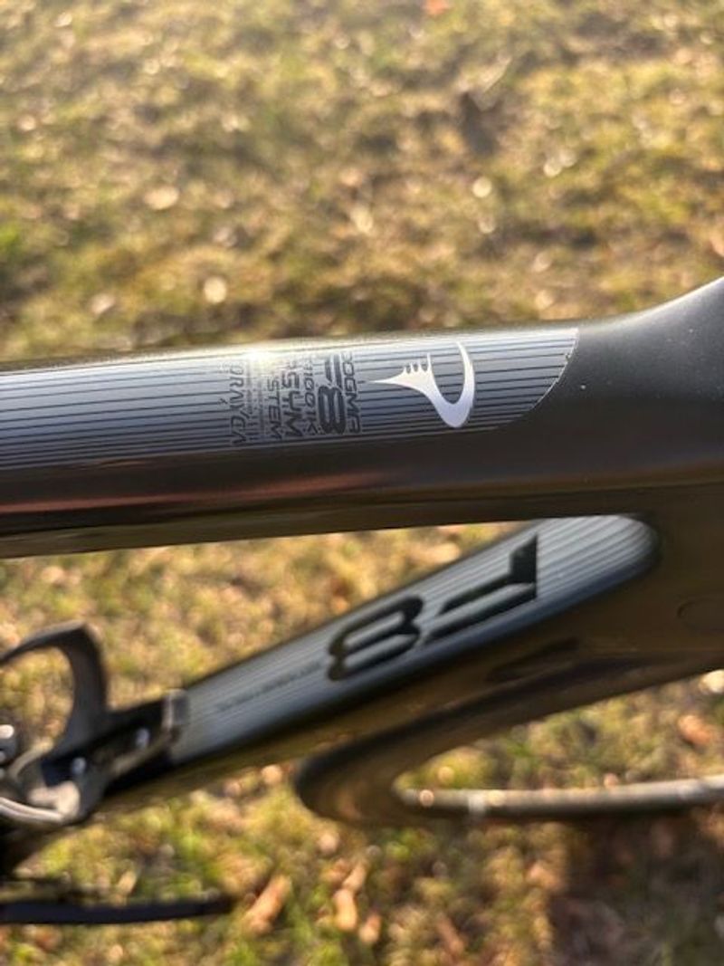 Pinarello Dogma Shimano Dura Ace Di2 2017 Road & Gravel d'occasion — image 4 sur 14