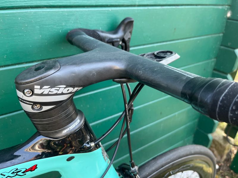 Bianchi Binachi Oltre XR4 2019 Road & Gravel usato, Verde — immagine 6 di 7