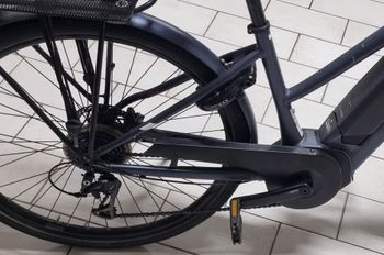 Used Trek Trek Custom Shimano Alivio 2018 Urban, Grigio chiaro — image 3 of 14