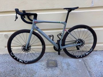 Used BMC Roadmachine 01 ONE 2020 2020 Road & Gravel, Green — image 3 of 10