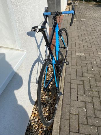 Used Giant Defy Shimano Ultegra 2015 Road & Gravel, Nero — image 8 of 10