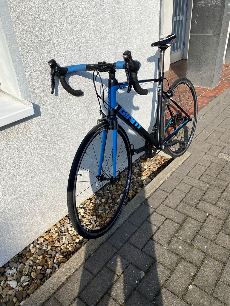 Used Giant Defy Shimano Ultegra 2015 Road & Gravel, Nero — image 10 of 10