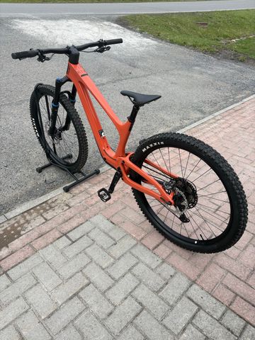 Bold Linkin 150 Pro 2024 2024 Mountainbike usato, Arancione — immagine 2 di 8