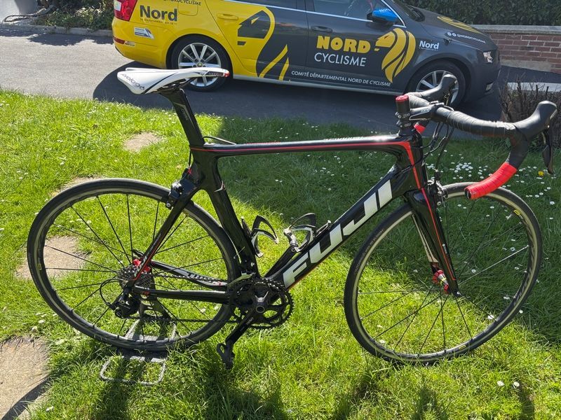 Fuji Transonic 2.9 2015 2015 Road & Gravel d'occasion — image 3 sur 8