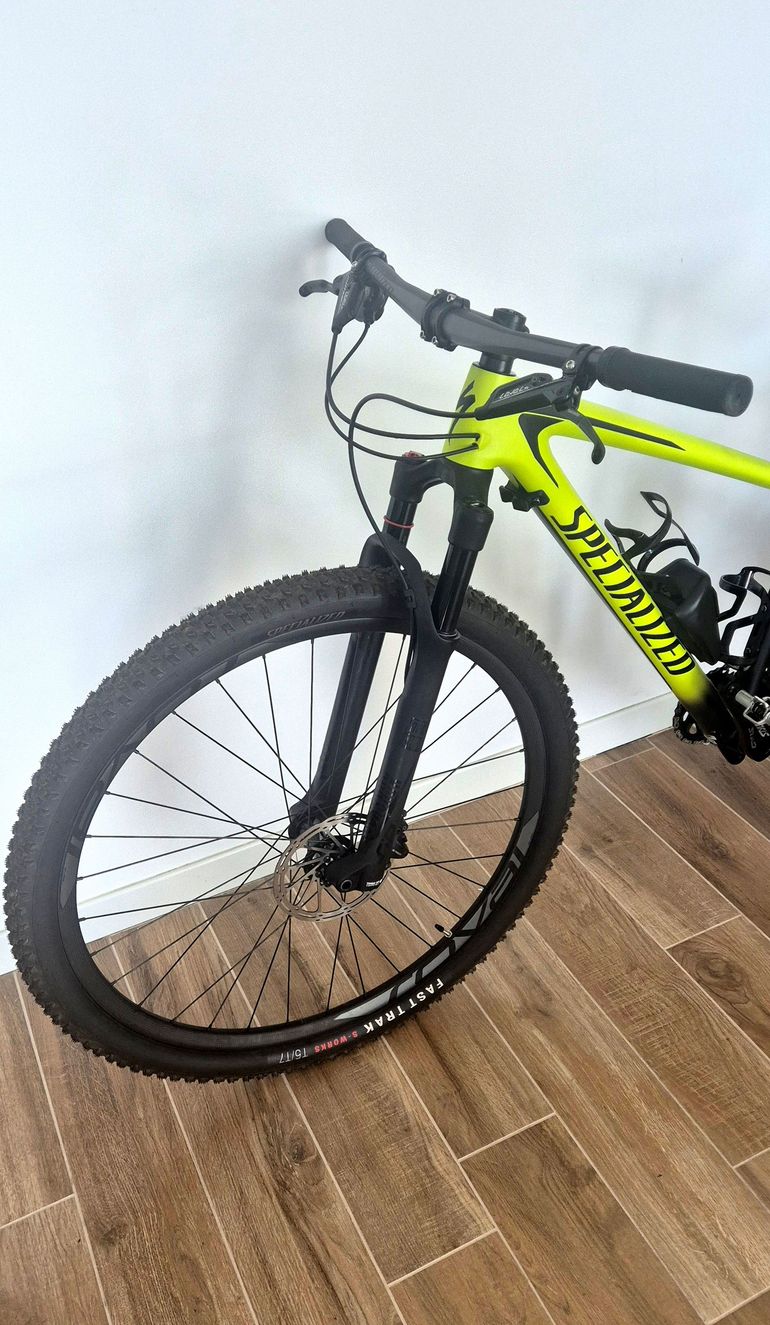 Used Specialized Men's Epic Hardtail Expert 2018 2018 Mountainbike — image 4 of 14