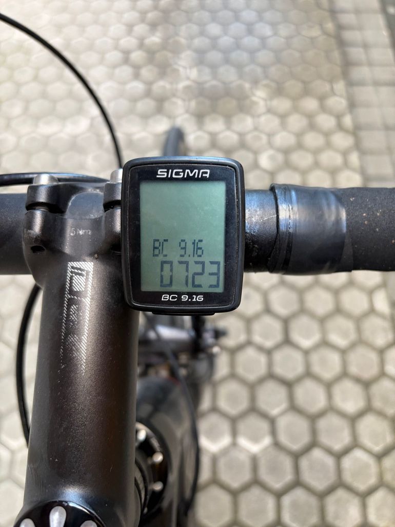Used Orbea Avant Shimano 105 2016 Road & Gravel, Black — image 5 of 10
