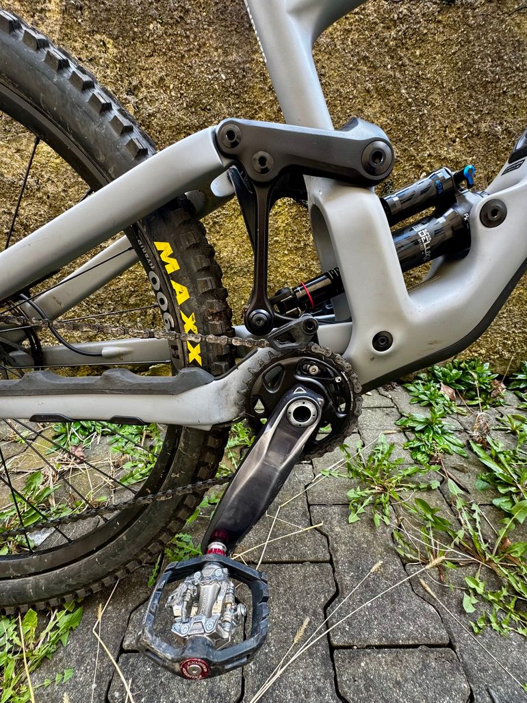 Used Specialized Enduro Comp 2023 2023 Mountainbike — image 10 of 10