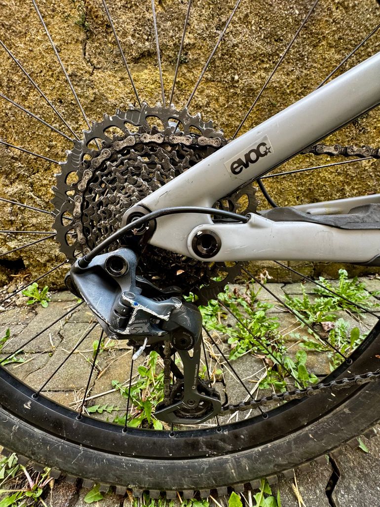 Used Specialized Enduro Comp 2023 2023 Mountainbike — image 7 of 10