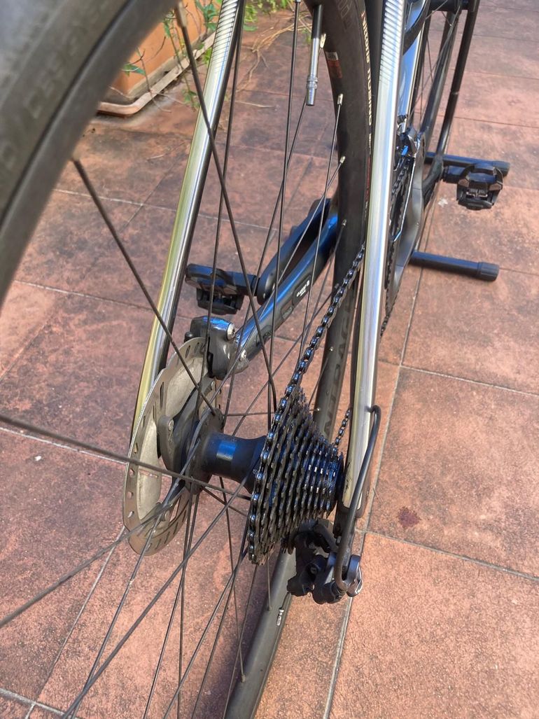 Used Trek Émonda SL 6 Disc 2022 2022 Road & Gravel — image 3 of 11