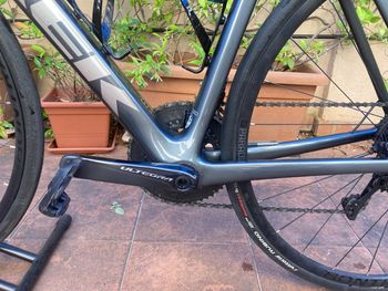 Used Trek Émonda SL 6 Disc 2022 2022 Road & Gravel — image 7 of 11