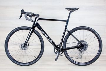 Used Cannondale SuperSix EVO SE 2023 Road & Gravel, Black — image 2 of 23