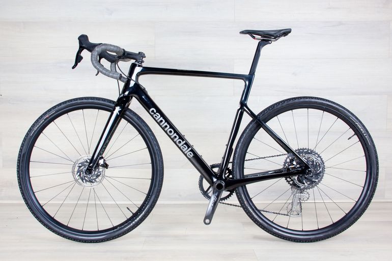 Used Cannondale SuperSix EVO SE 2023 Road & Gravel, Black — image 2 of 23
