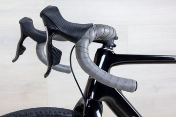 Used Cannondale SuperSix EVO SE 2023 Road & Gravel, Black — image 21 of 23
