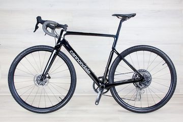 Used Cannondale SuperSix EVO SE 2023 Road & Gravel, Black — image 13 of 23