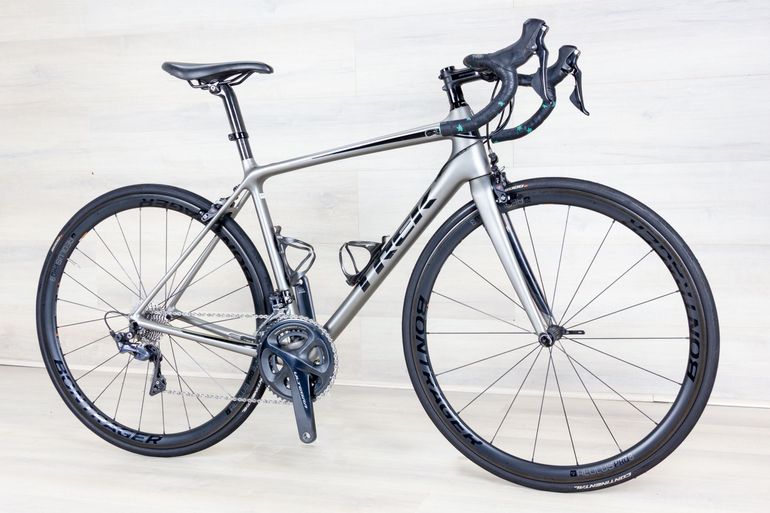 Used Trek Émonda SL 6 2019 Road & Gravel, Light Gray — image 5 of 17