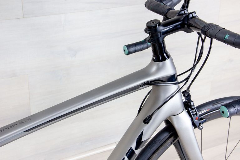 Used Trek Émonda SL 6 2019 Road & Gravel, Light Gray — image 9 of 17