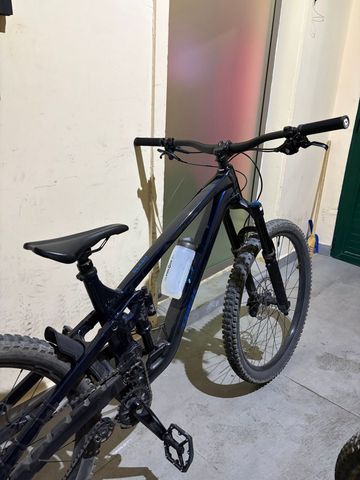 Brugt Trek Slash 8 Gen 6 2026 2026 Mountainbike — billede 3 af 4