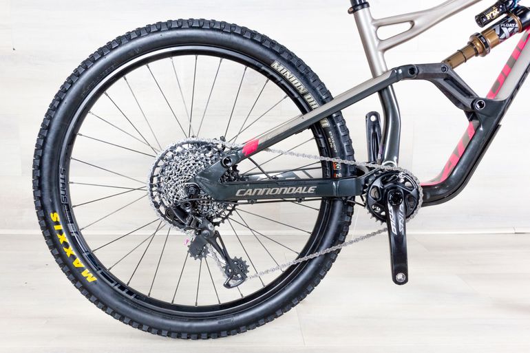Used Cannondale Jekyll 2 2018 Mountainbike, Light Gray — image 3 of 19