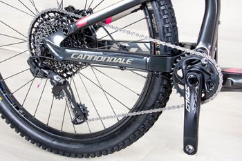 Used Cannondale Jekyll 2 2018 Mountainbike, Light Gray — image 7 of 19