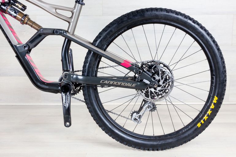 Used Cannondale Jekyll 2 2018 Mountainbike, Light Gray — image 12 of 19