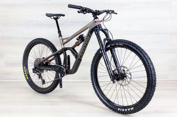 Used Cannondale Jekyll 2 2018 Mountainbike, Light Gray — image 5 of 19