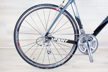 Used Giant Defy Advanced 2 2012 Road & Gravel, Light Gray — image 17 of 24
