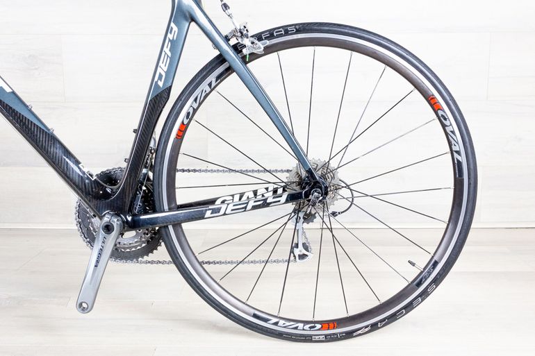 Used Giant Defy Advanced 2 2012 Road & Gravel, Light Gray — image 4 of 24