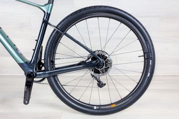 Used Giant Revolt X Advanced Pro 2 2025 Road & Gravel, Green — image 11 of 16