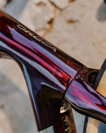 Used Orbea ORCA M10iLTD PWR 2024 2024 Road & Gravel, Rojo — image 7 of 8
