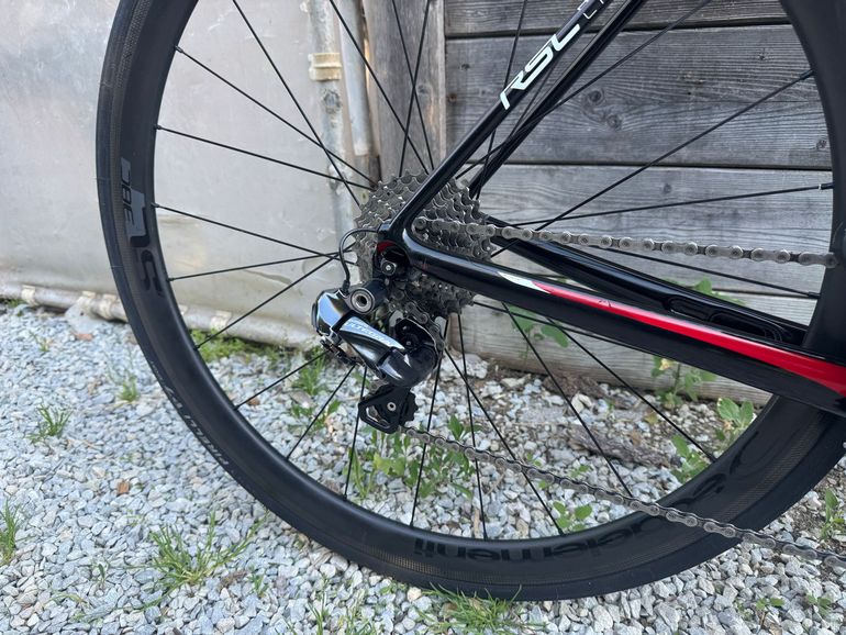 Used Trek Emonda Shimano Ultegra Di2 2018 Road & Gravel, Schwarz — image 9 of 10
