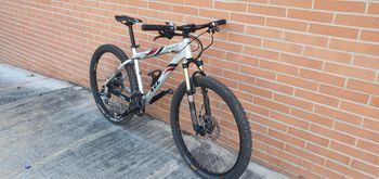 Used Giant XTC4 2007 2007 Mountainbike, Light Gray — image 2 of 11