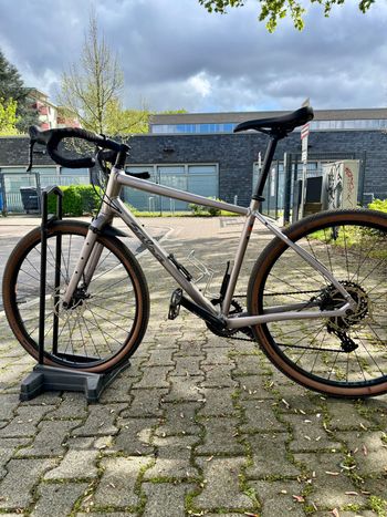 Salsa, Journeyer Apex 1 650b 2022
