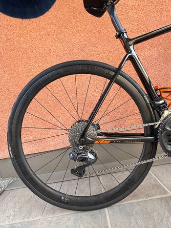 Used KTM REVELATOR LISSE MASTER 2021 2021 Road & Gravel — image 10 of 16