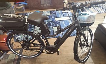 Used Priority CURRENT E-BIKE 2023 2023 Urban, Black — image 2 of 4