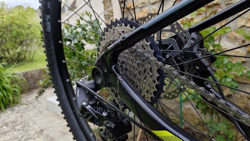 Used Scott Scale Shimano Deore XT Mountainbike, Black — image 3 of 8