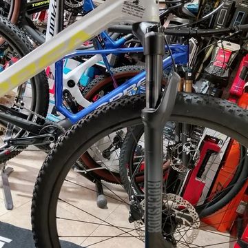Używany Orbea alma Custom Shimano Deore 2024 Mountainbike — zdjęcie 4 z 7