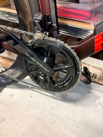 Used BMC Teammachine R Shimano Dura Ace Di2 2025 Road & Gravel, Red — image 4 of 8